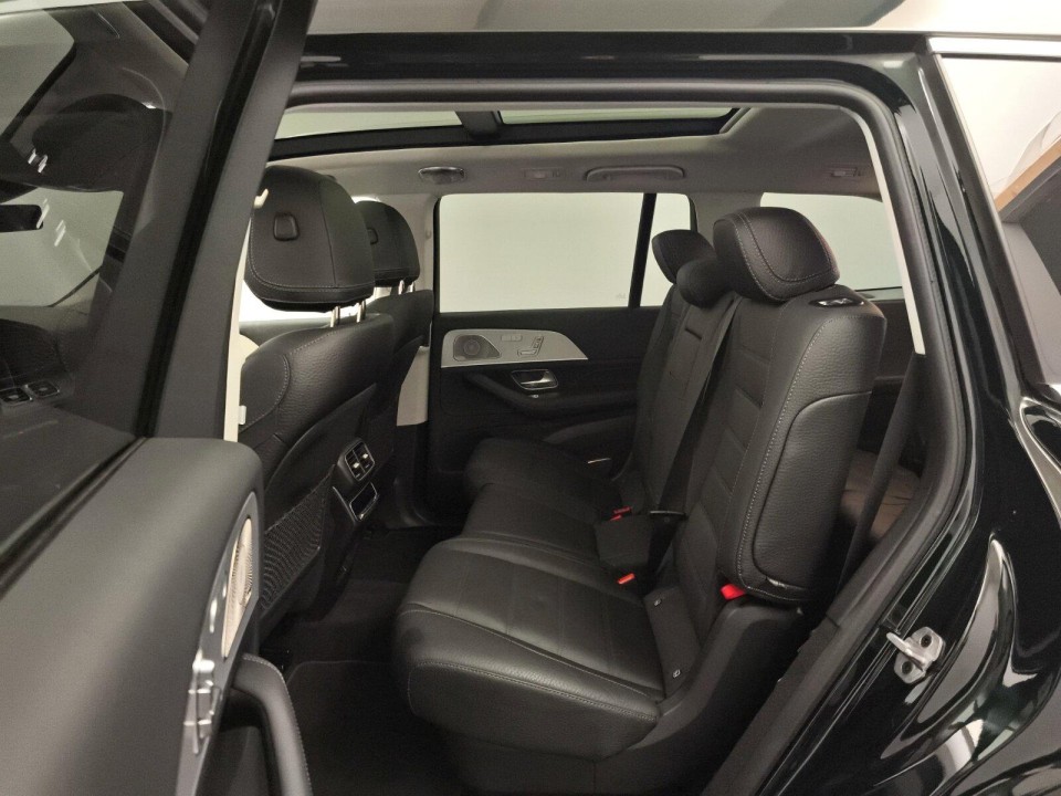 Mercedes-Benz GLS 450 4MATIC AMG - foto 11