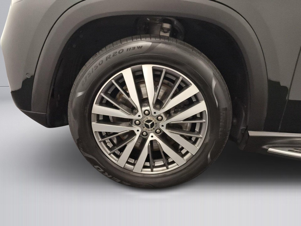 Mercedes-Benz GLS 450 4MATIC AMG - foto 19