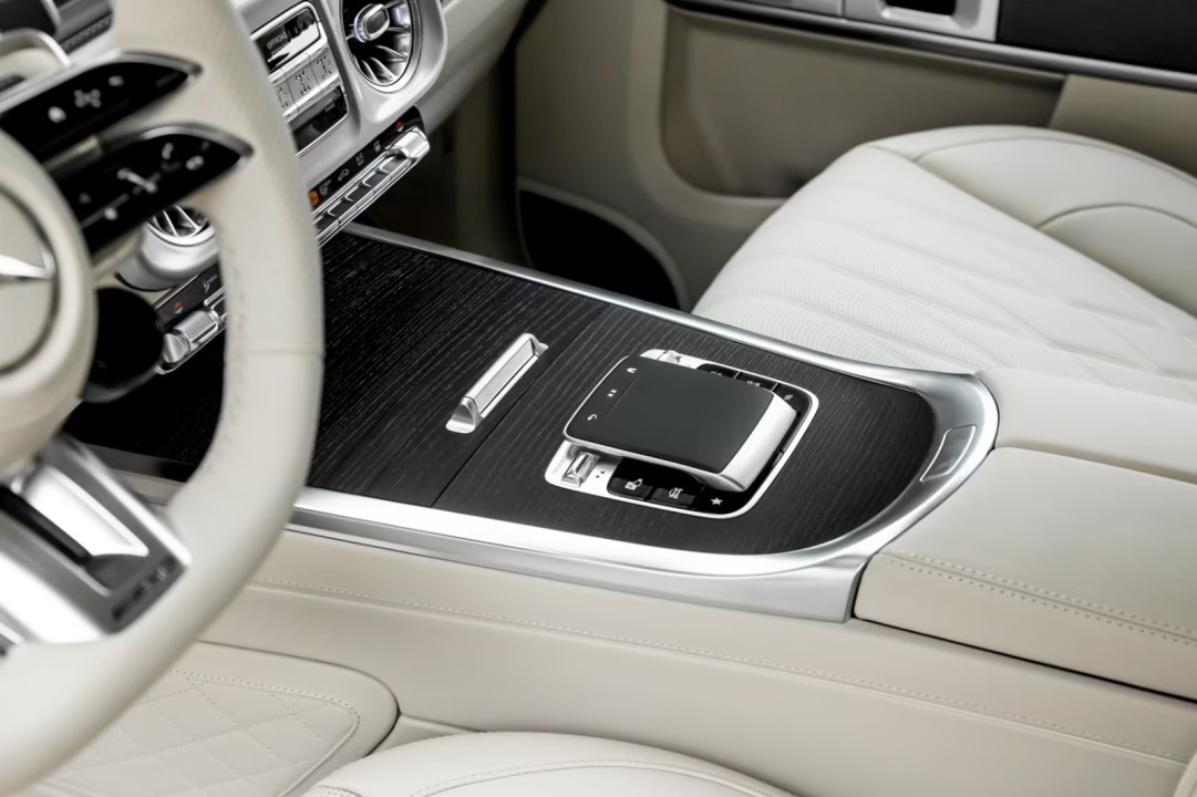 Mercedes-Benz G 63 AMG - foto 12