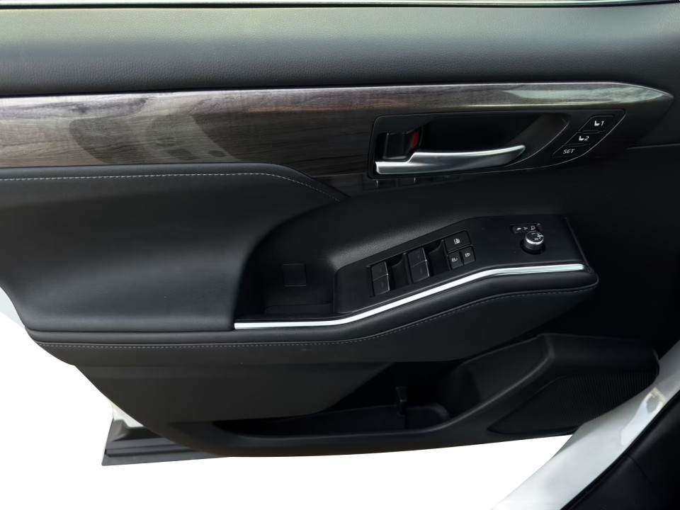 Toyota Highlander Luxury - foto 20