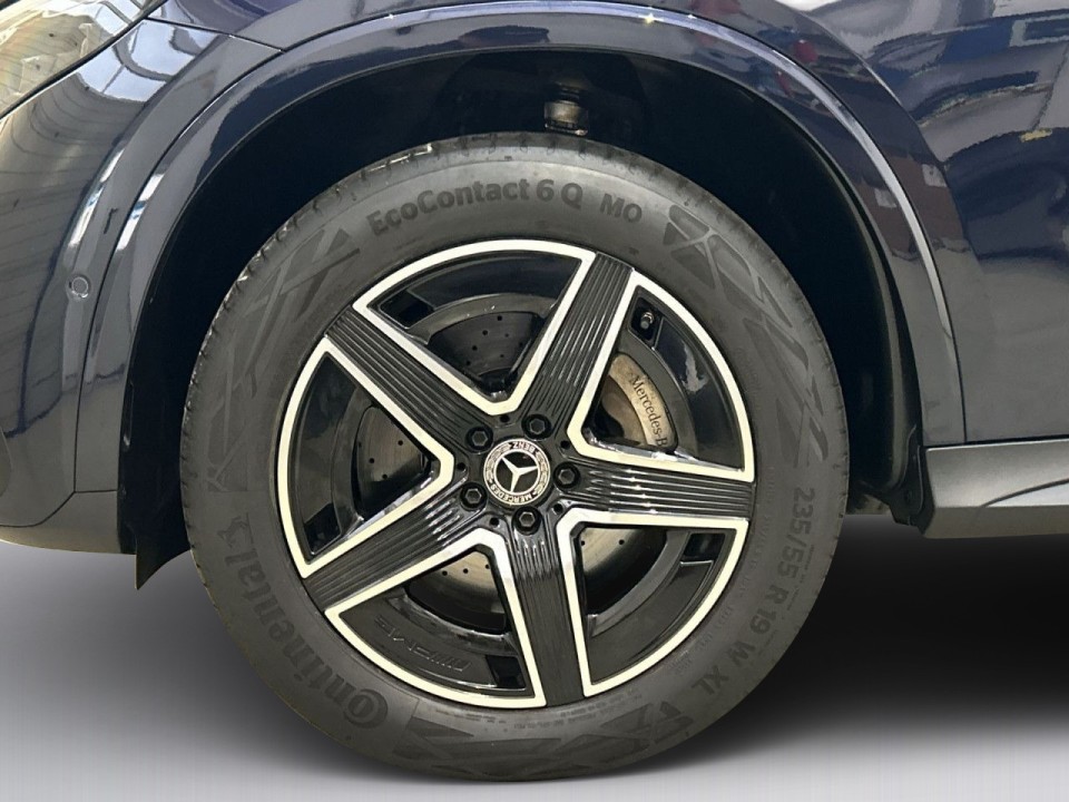 Mercedes-Benz GLC 300e 4MATIC AMG - foto 23