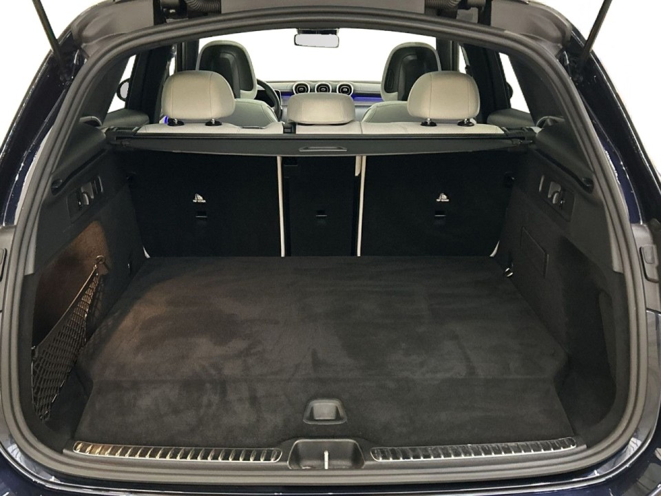 Mercedes-Benz GLC 300e 4MATIC AMG - foto 21