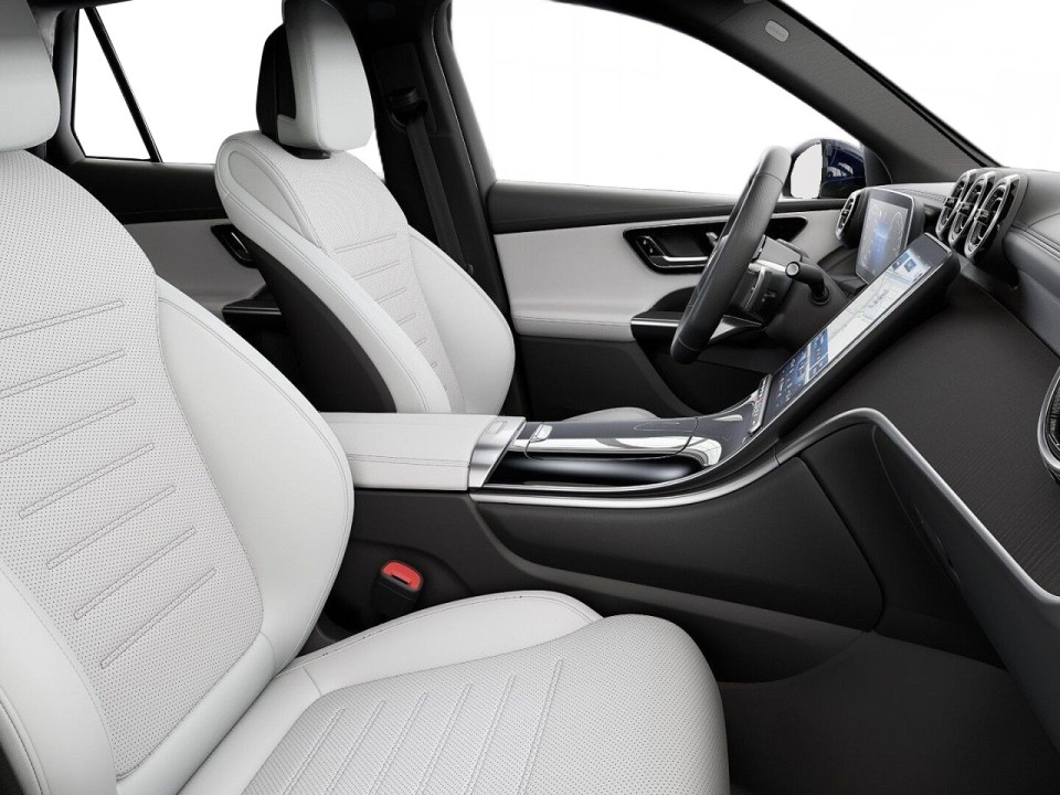 Mercedes-Benz GLC 300e 4MATIC AMG - foto 15