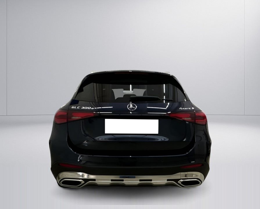 Mercedes-Benz GLC 300e 4MATIC AMG (3)