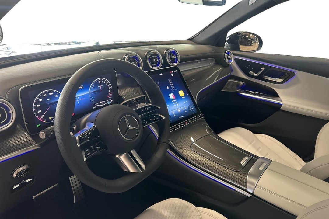 Mercedes-Benz GLC 300e 4MATIC AMG - foto 7