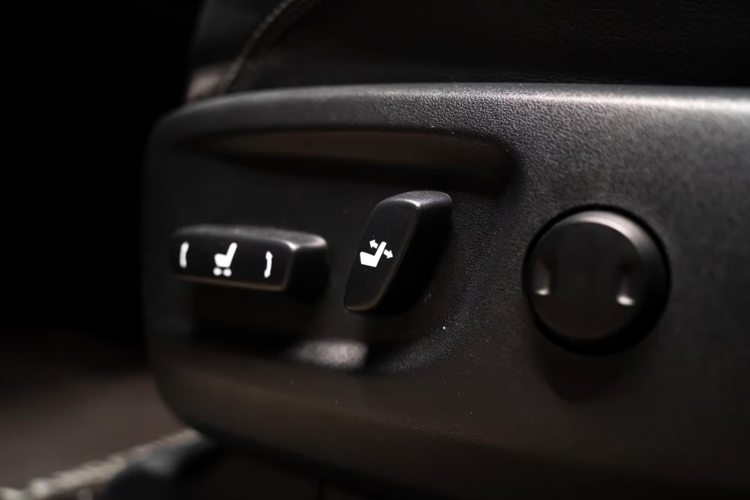 Toyota Land Cruiser Executive - foto 16