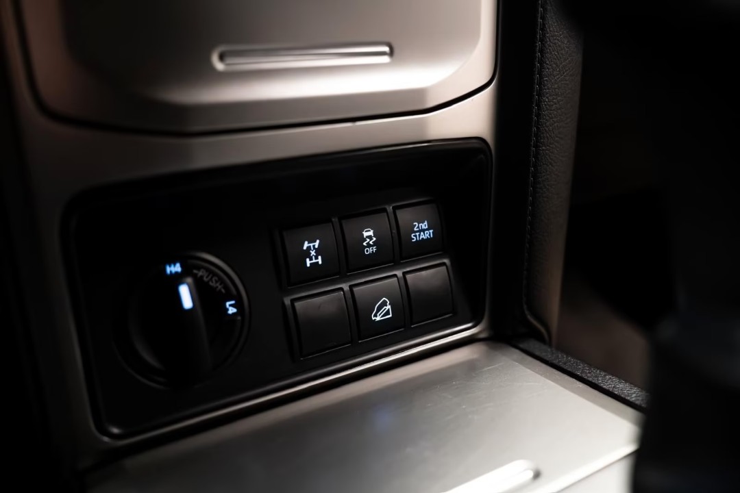 Toyota Land Cruiser Executive - foto 12