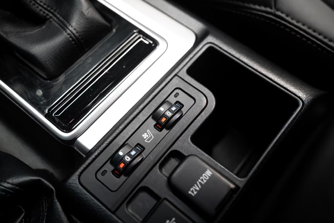 Toyota Land Cruiser Executive - foto 11