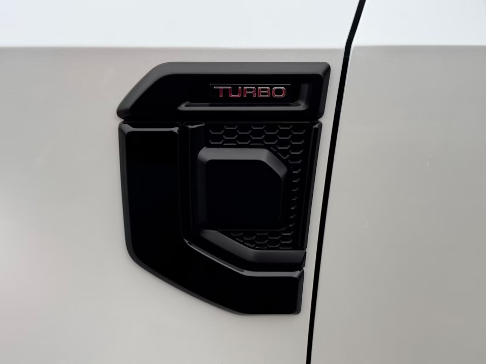 Toyota Land Cruiser 250 - foto 21