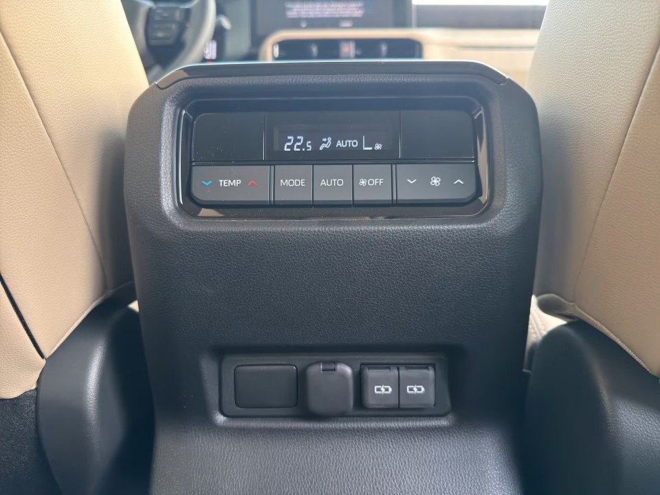 Toyota Land Cruiser Prado - foto 13