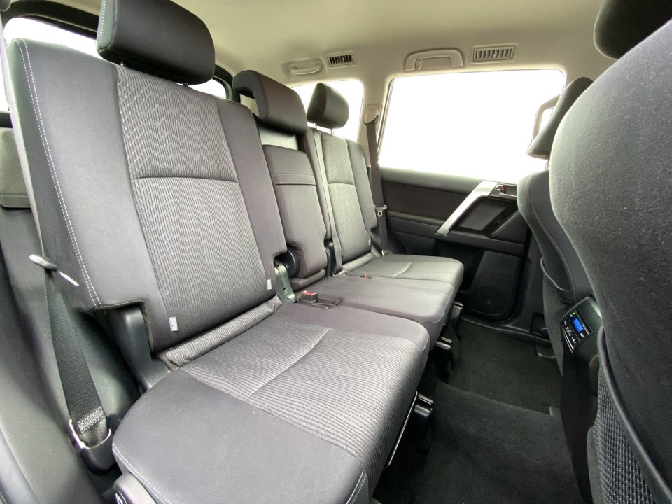 Toyota Land Cruiser - foto 11