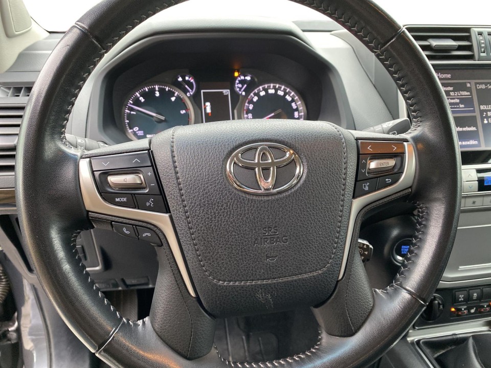 Toyota Land Cruiser - foto 16