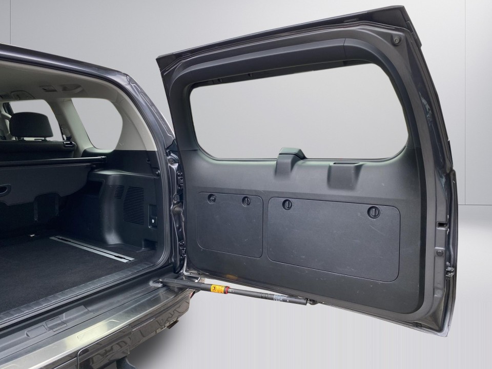 Toyota Land Cruiser - foto 21