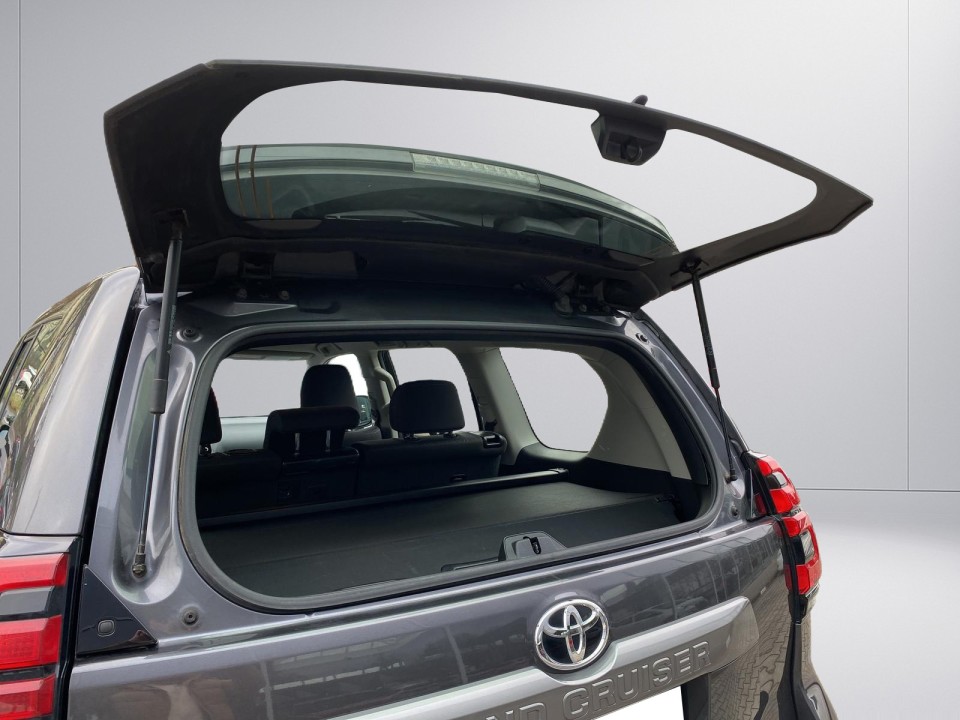 Toyota Land Cruiser - foto 22