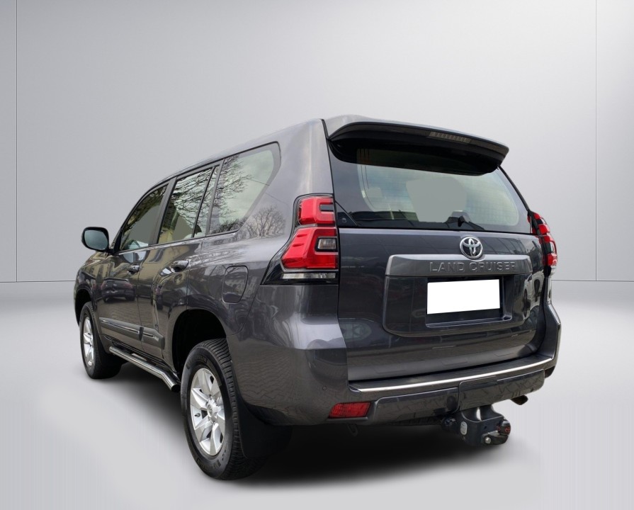 Toyota Land Cruiser (5)