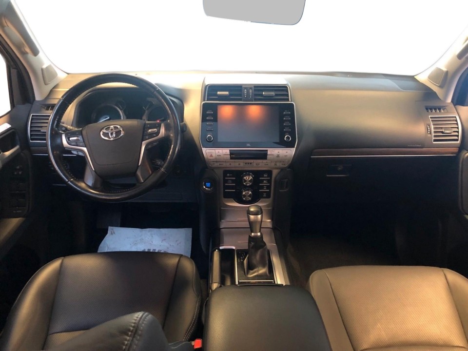 Toyota Land Cruiser Executive - foto 9