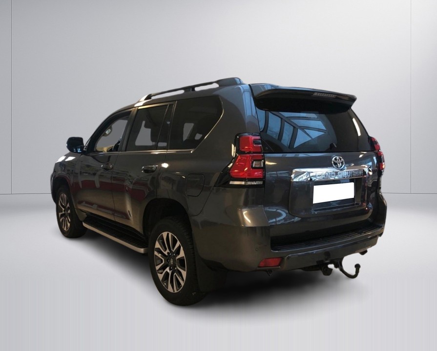 Toyota Land Cruiser Executive (4)