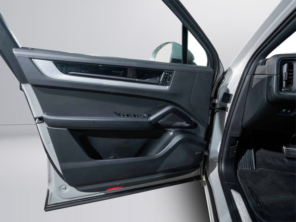 Porsche Cayenne Coupe S E-Hybrid - foto 23