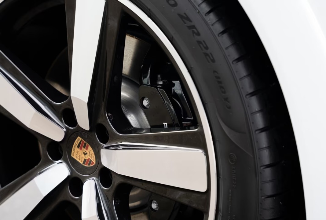 Porsche Cayenne Coupe S E-Hybrid - foto 33