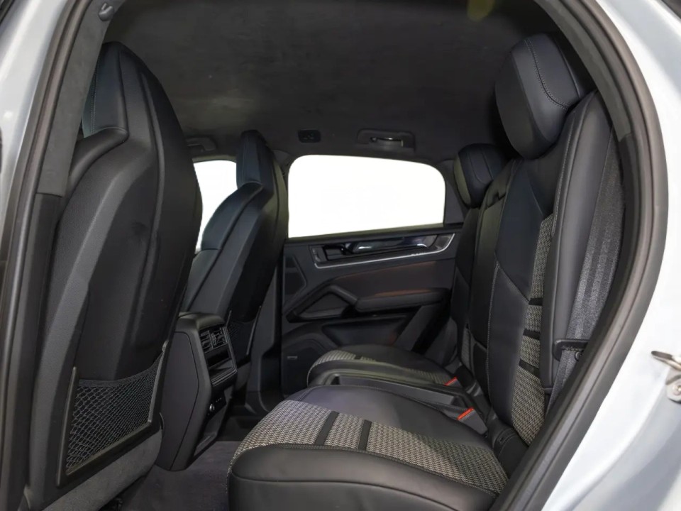 Porsche Cayenne Coupe S E-Hybrid - foto 22