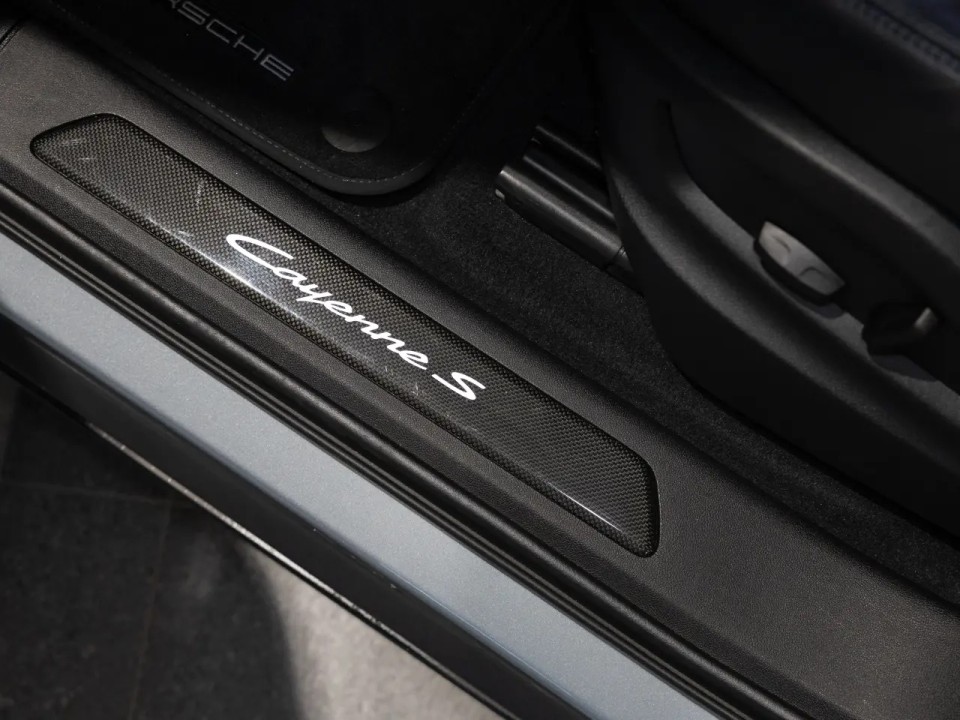 Porsche Cayenne Coupe S E-Hybrid - foto 27