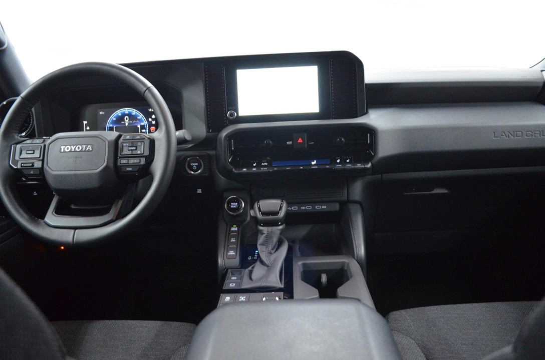 Toyota Land Cruiser 250 I-Force Max - foto 12