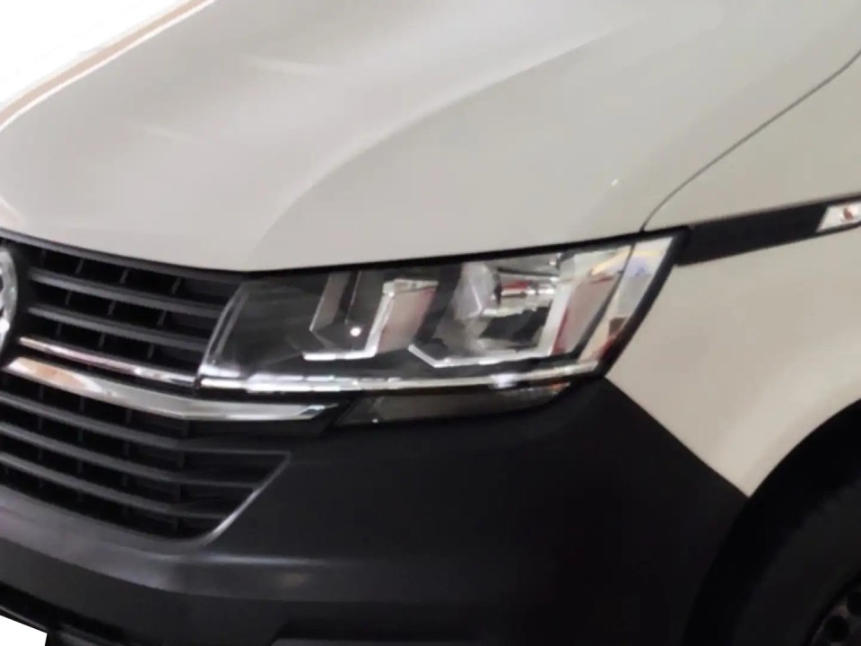 Volkswagen Transporter T6.1 - foto 12
