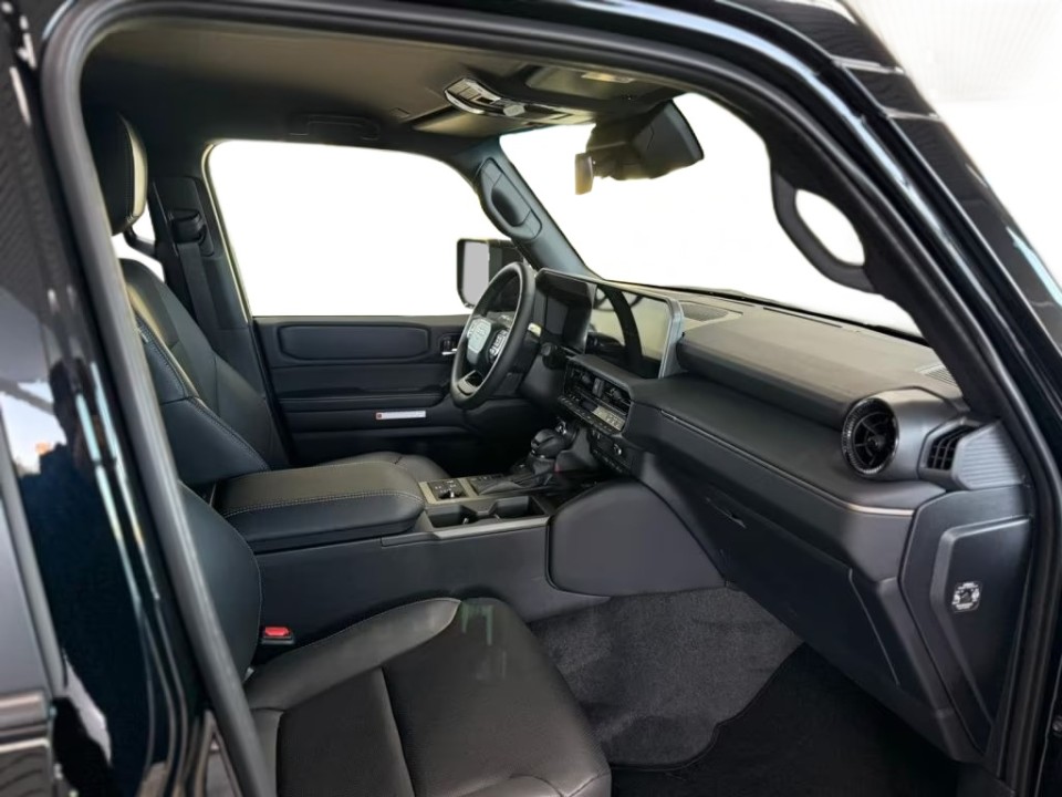 Toyota Land Cruiser - foto 11