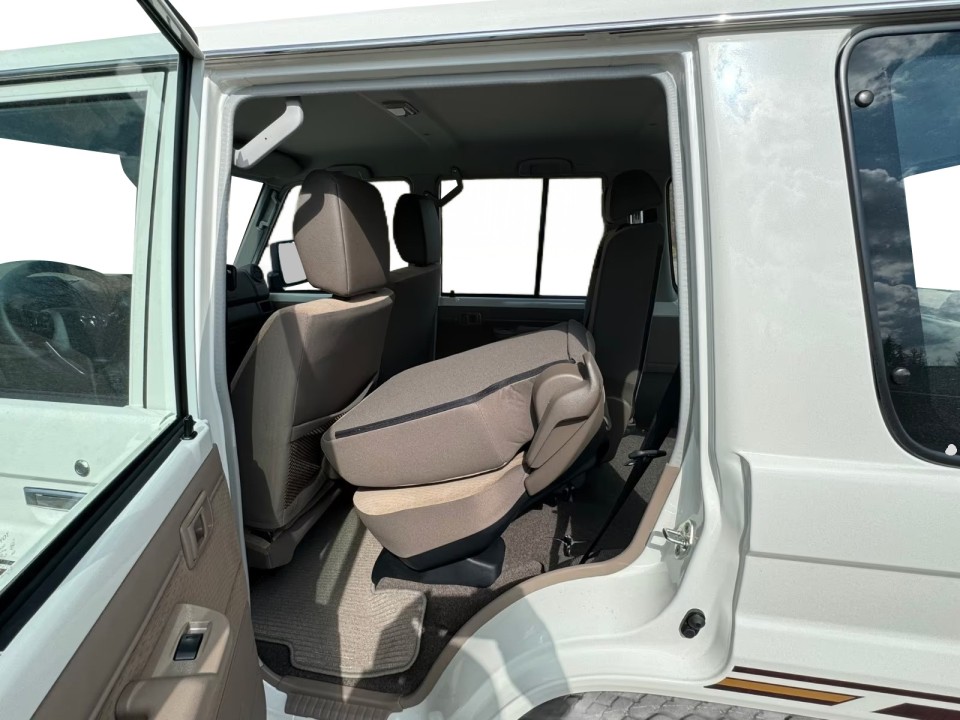 Toyota Land Cruiser GRJ76 - foto 9