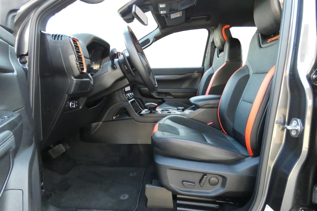 Ford Raptor - foto 13