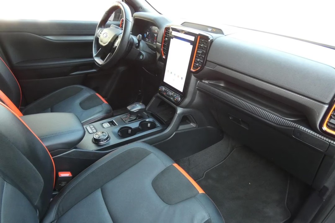 Ford Raptor - foto 12