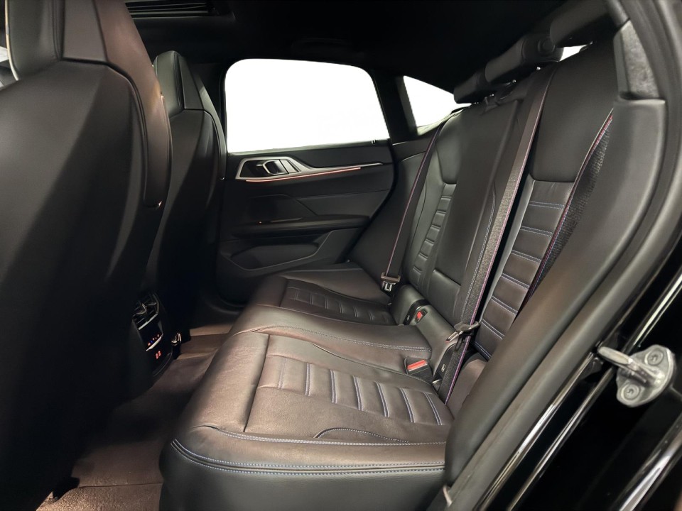 BMW Seria 4 xDrive440i GranCoupe - foto 12