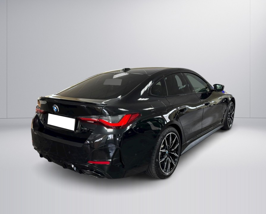 BMW Seria 4 xDrive440i GranCoupe (3)