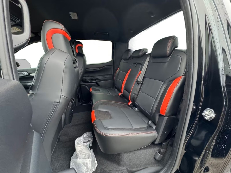 Ford Raptor - foto 9