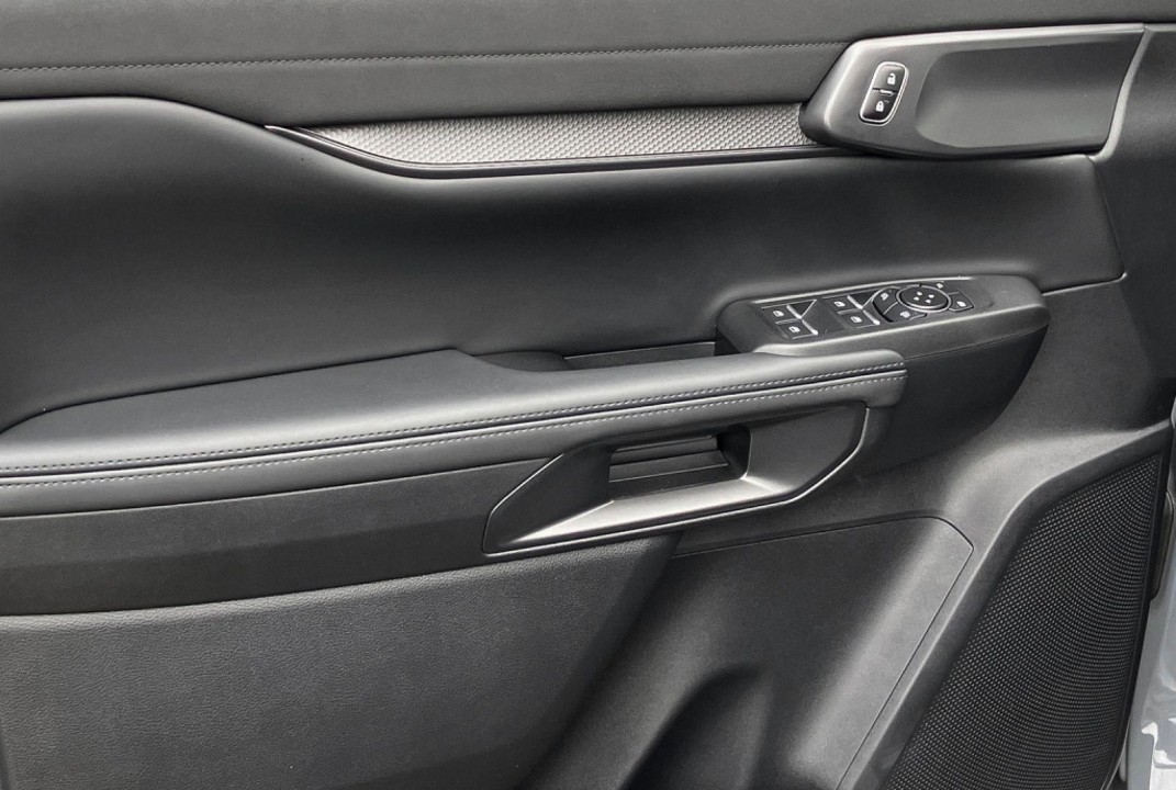 Ford Raptor - foto 7