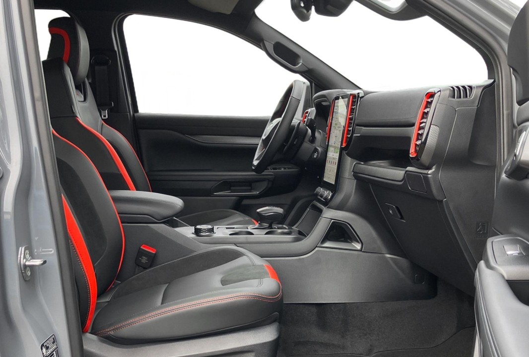 Ford Raptor - foto 6