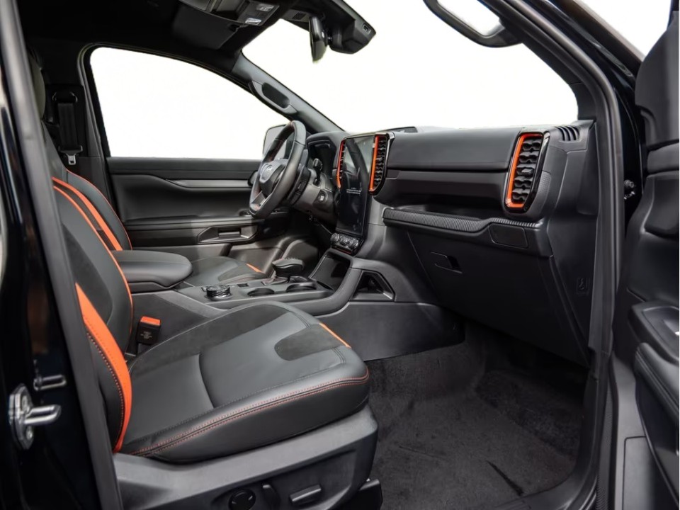 Ford Raptor - foto 7