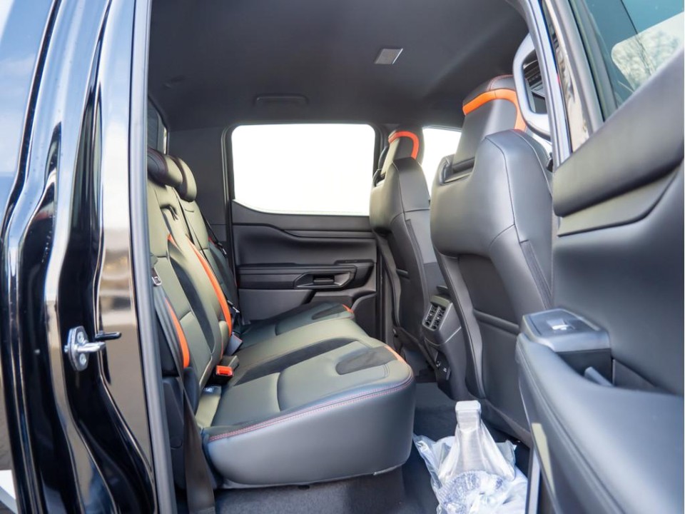 Ford Raptor - foto 9