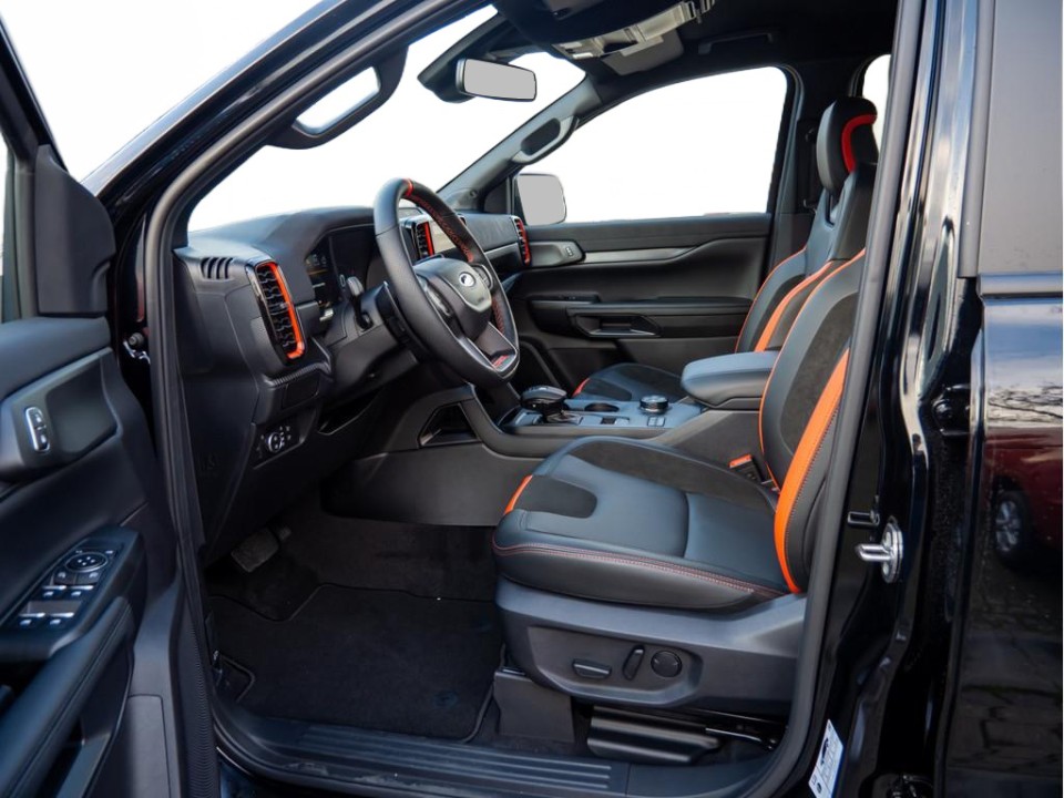 Ford Raptor - foto 8