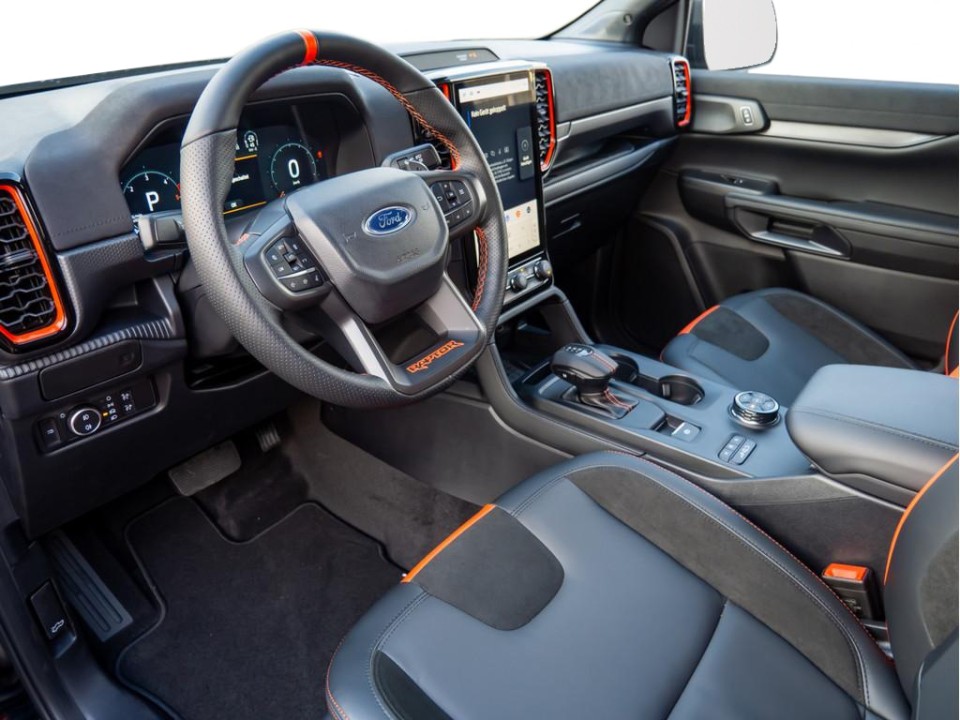 Ford Raptor - foto 7