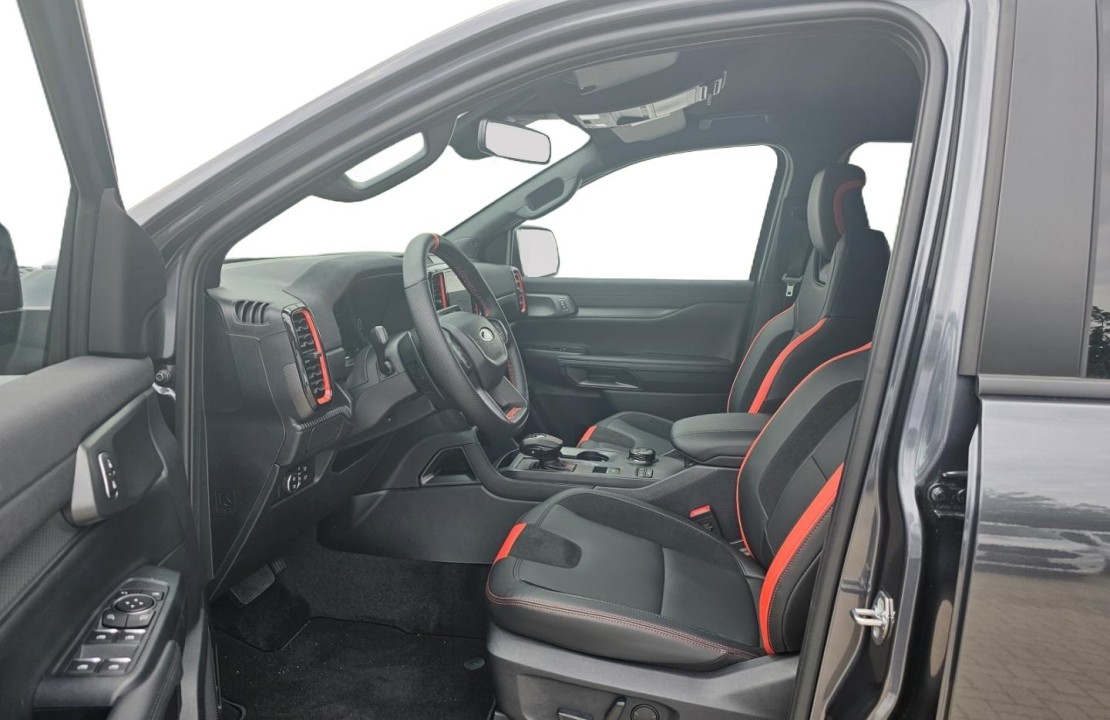 Ford Raptor - foto 10