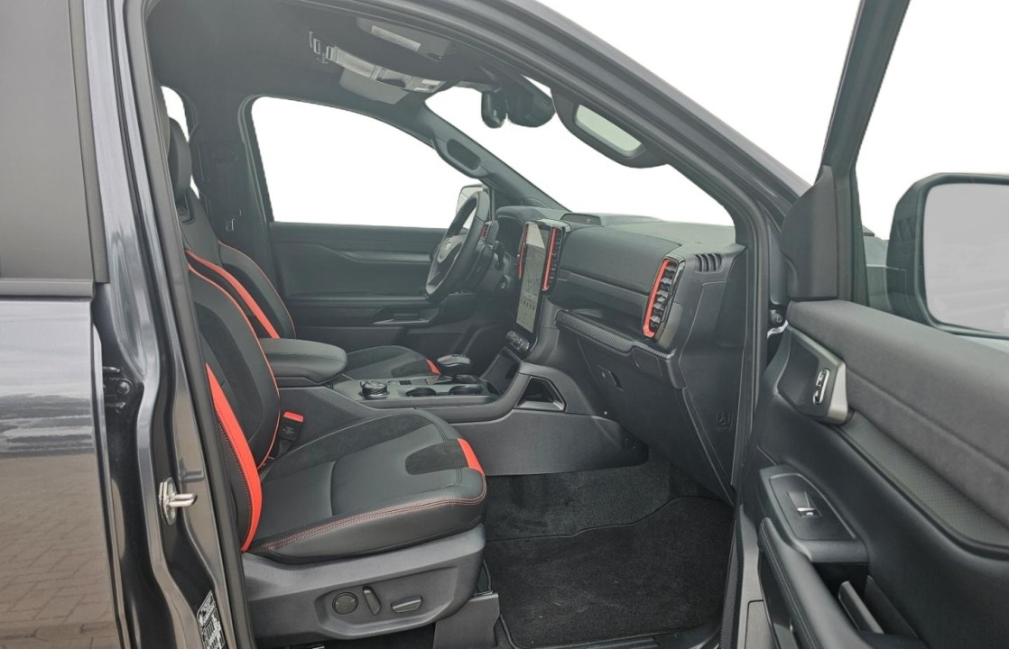 Ford Raptor - foto 12