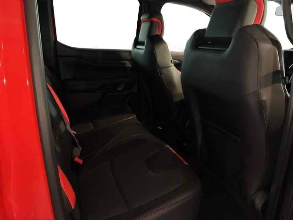 Ford Raptor - foto 9