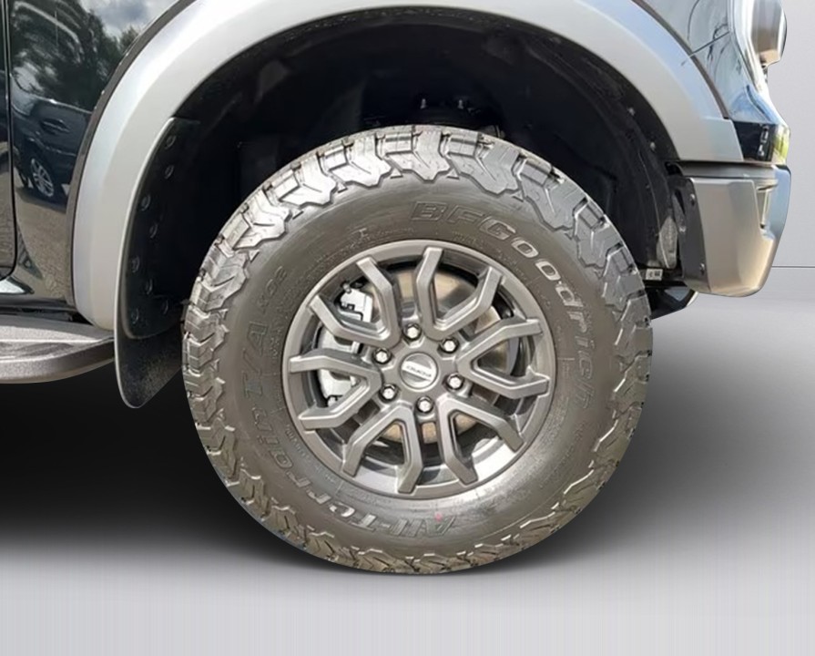 Ford Raptor - foto 15