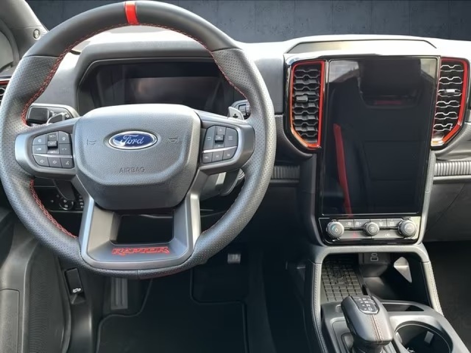 Ford Raptor - foto 7