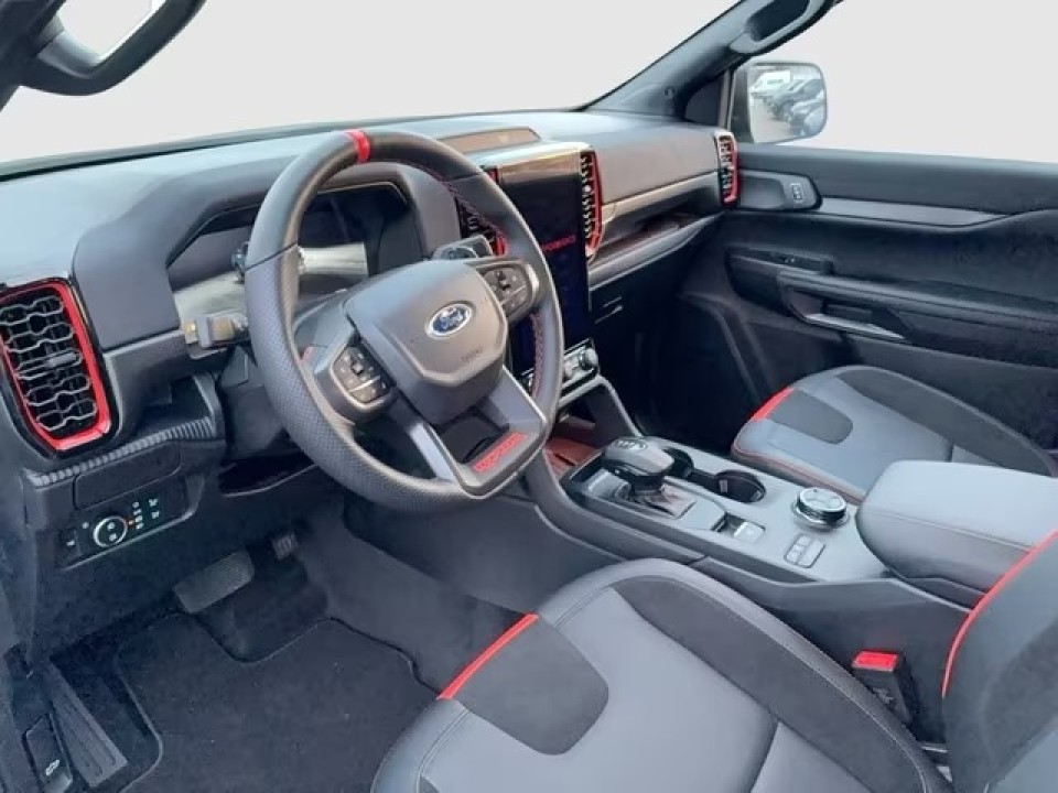 Ford Raptor - foto 9