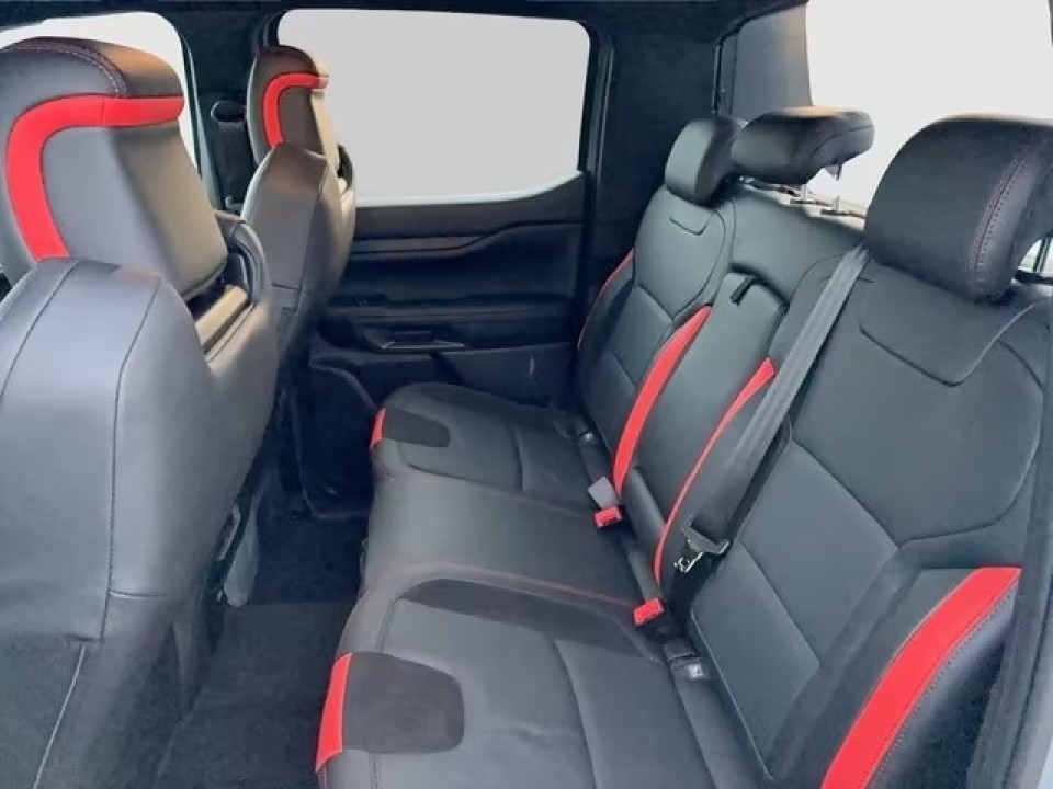 Ford Raptor - foto 11