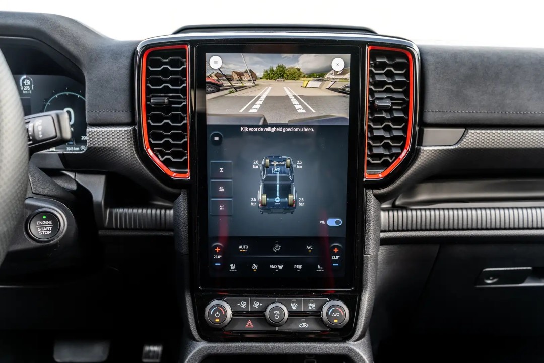 Ford Raptor - foto 18