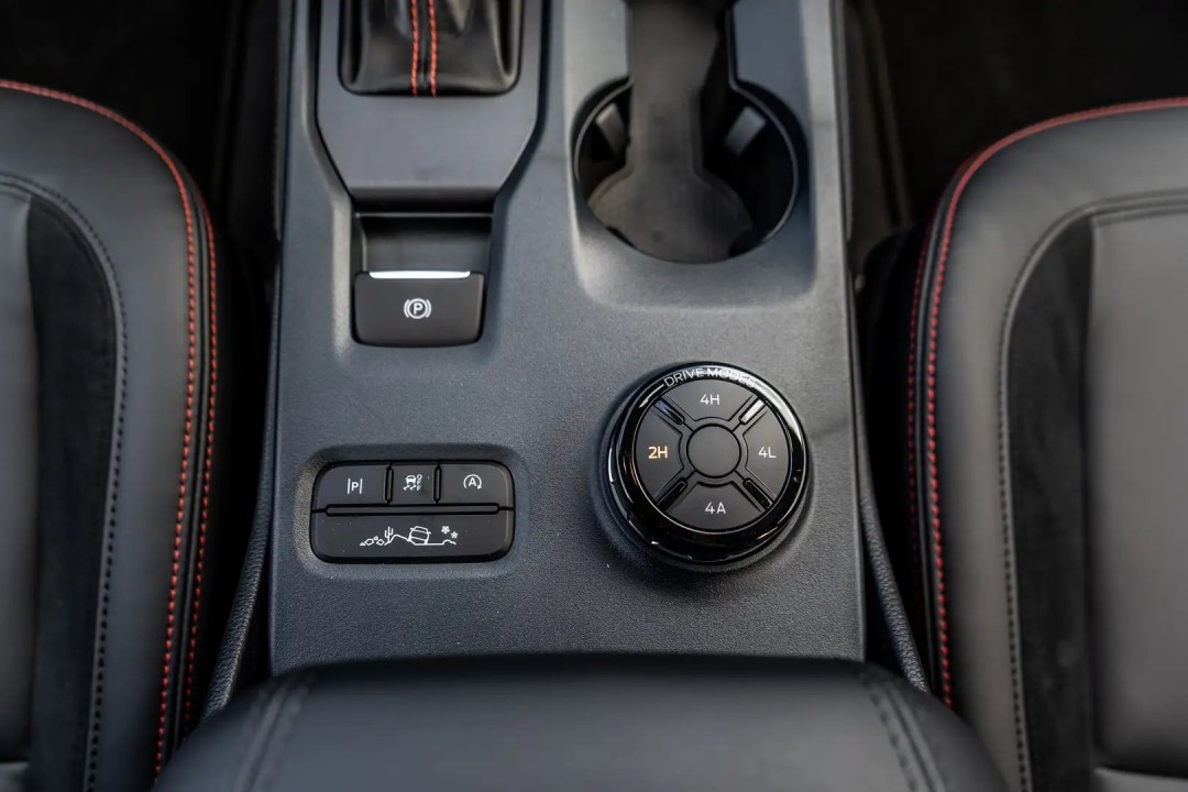 Ford Raptor - foto 16