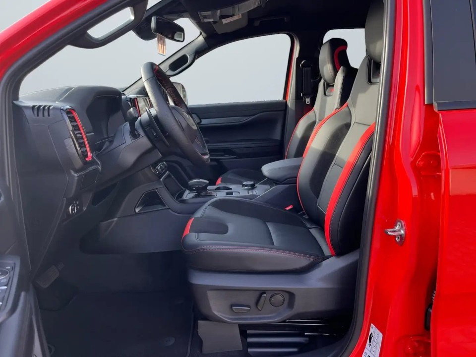 Ford Raptor - foto 8